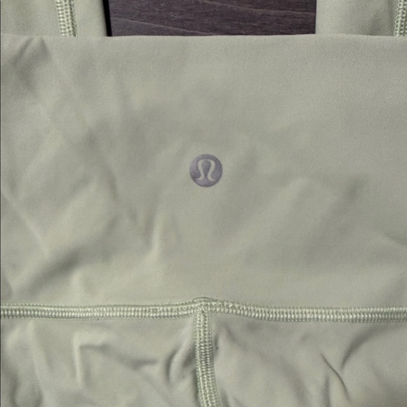Lululemon Light Green High-Waisted Leggings size 2 - Picture 2 of 6